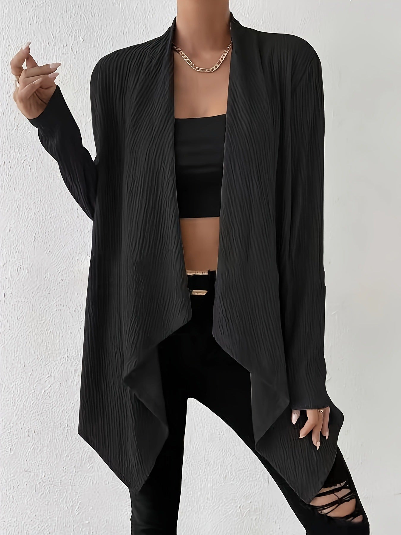 Women's long-sleeved cardigan with a structured design and open cut NOVAE
