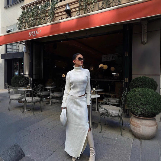 Women's knitted pleated skirt and sweater set NOVAE