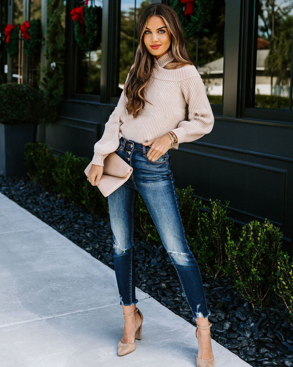 Women's cropped sweater with high collar and ribbed texture NOVAE