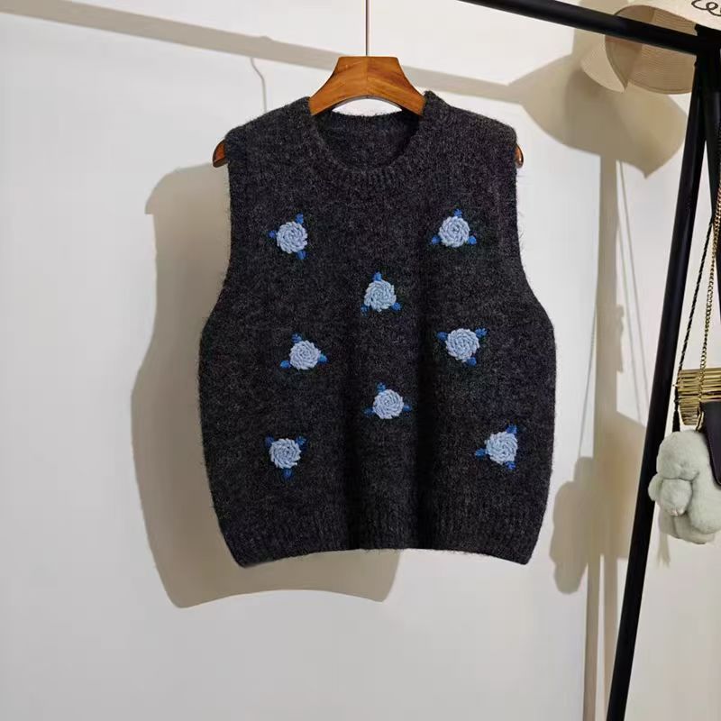 Women's knitted sweater with floral pattern NOVAE