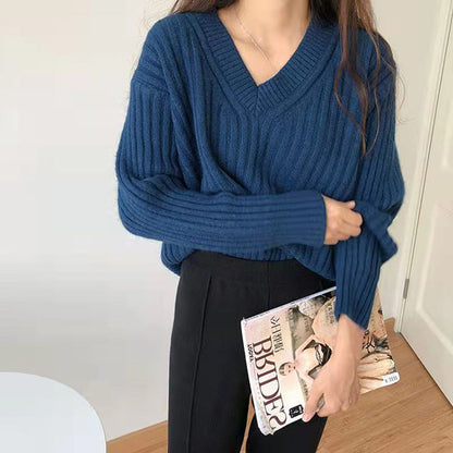 Women's viscose knit sweater with V-neck and ribbed design NOVAE