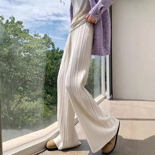 Women's wide-leg trousers with vertical stripe design and elastic waistband NOVAE