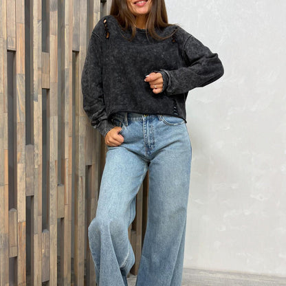 Women's casual, oversized sweatshirt with fashionable cut-outs NOVAE