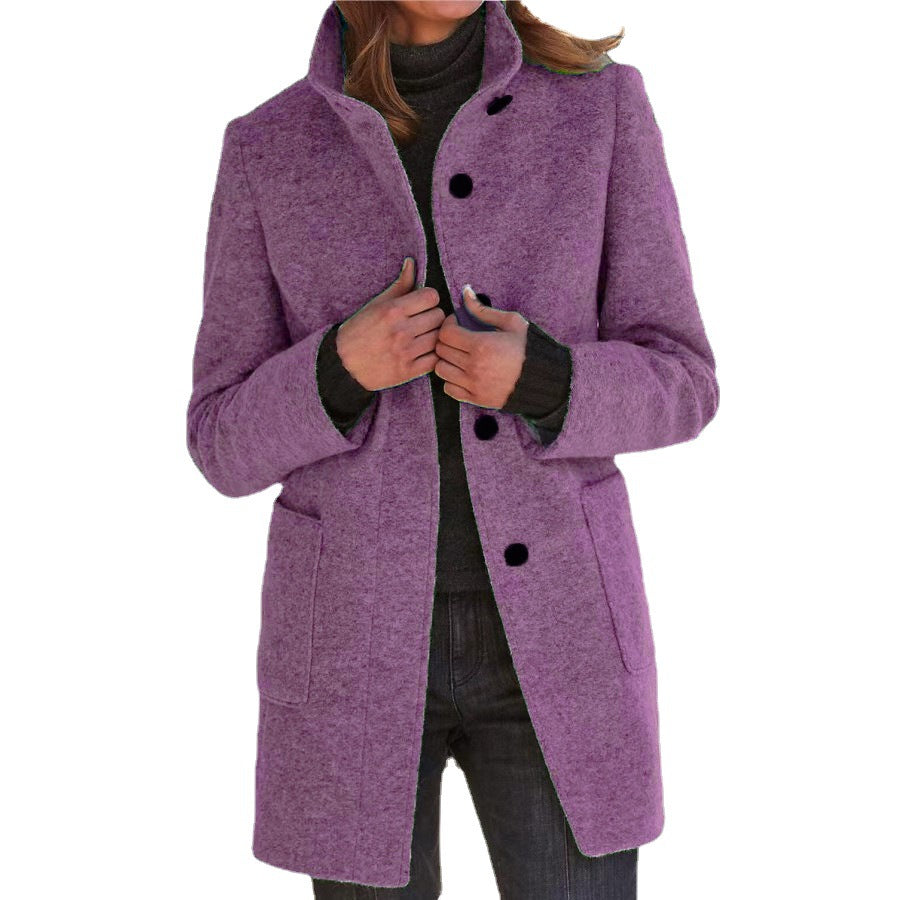 Women's elegant wool coat with a modern cut and practical pockets NOVAE