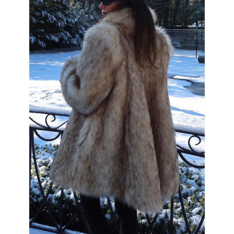 Women's luxurious faux fur coat with wide lapels and side pockets NOVAE