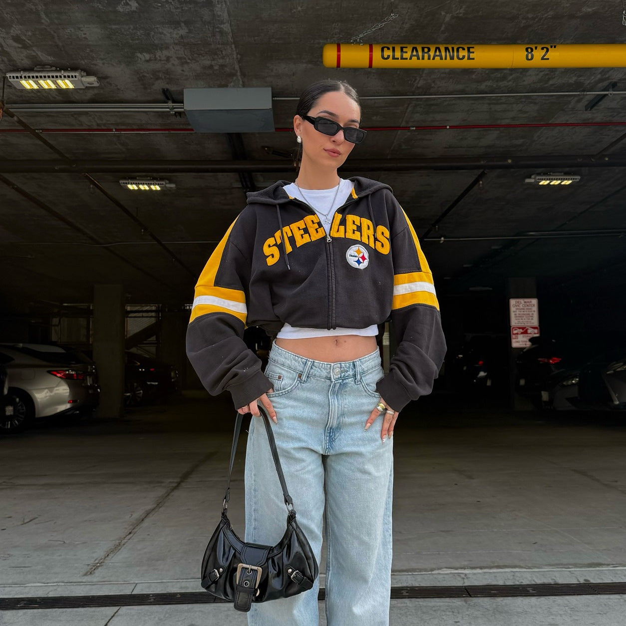 Women's cropped hooded jacket with eye-catching lettering and a relaxed fit NOVAE