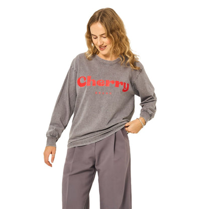 Women's casual sweatshirt with creative lettering and comfortable fit NOVAE