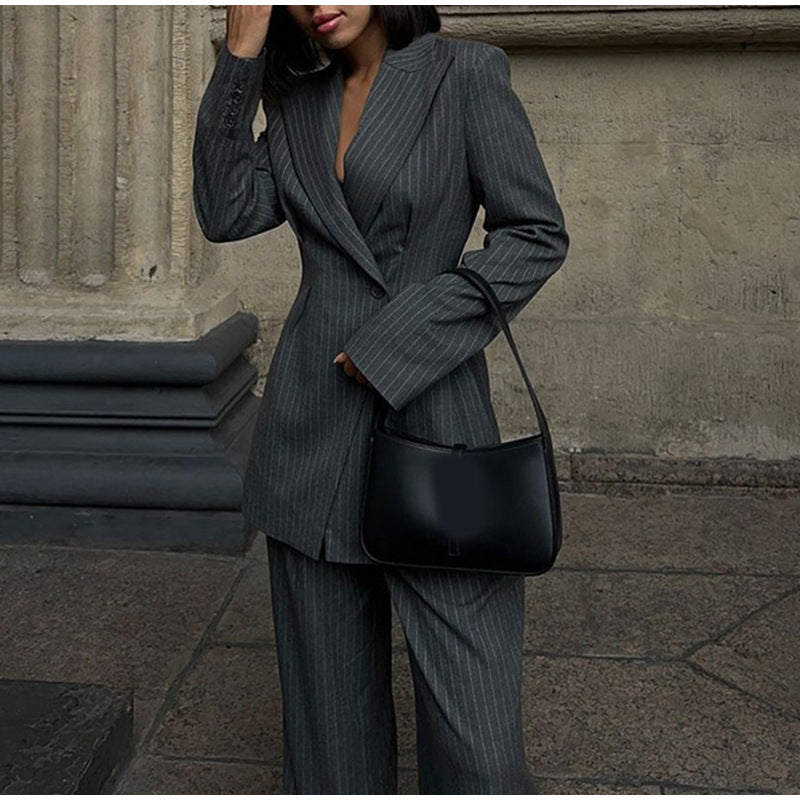 Women's elegant two-piece suit set with double button closure and wide leg NOVAE