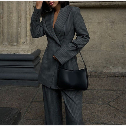 Women's elegant two-piece suit set with double button closure and wide leg NOVAE