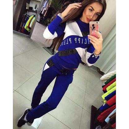 Women's tracksuit with modern graphic design and elastic waistband NOVAE