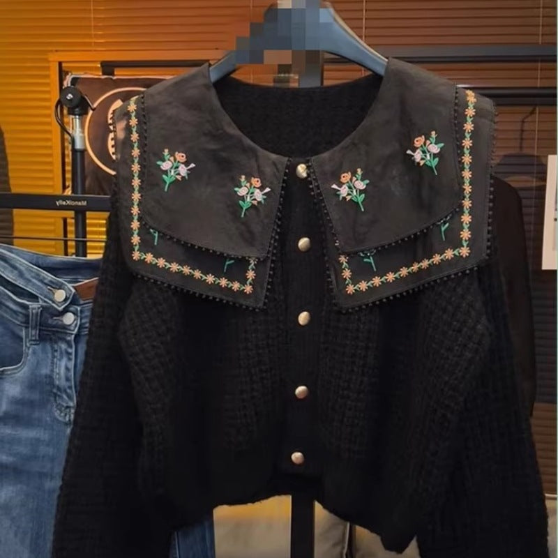 Women's embroidered cardigan with wide-cut collar NOVAE