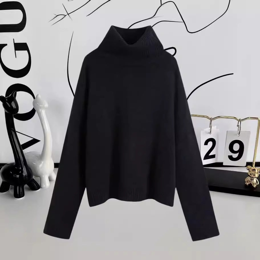 Women's Cozy Turtleneck Sweater made of High-Quality Wool NOVAE