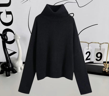 Women's Cozy Turtleneck Sweater made of High-Quality Wool NOVAE