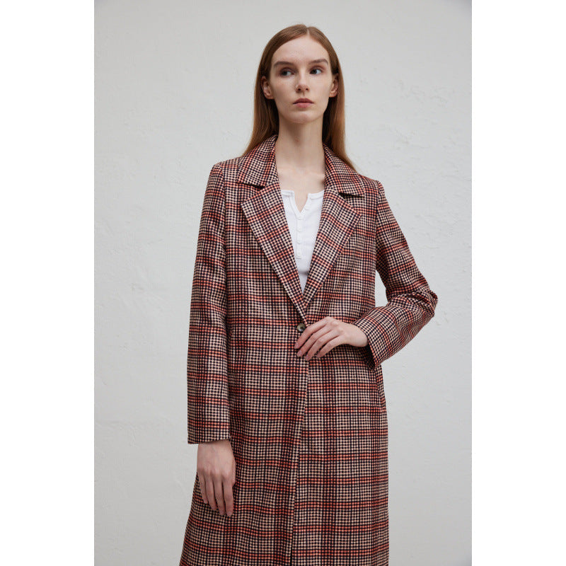 Women's elegant plaid coat with double button placket and relaxed cut NOVAE