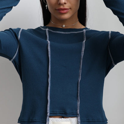Women's casual long-sleeved top with retro-inspired ribbed texture and contrasting seams NOVAE