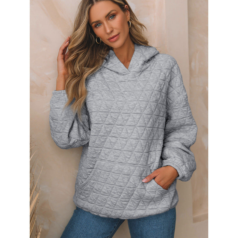Women's quilted hoodie with practical pockets NOVAE