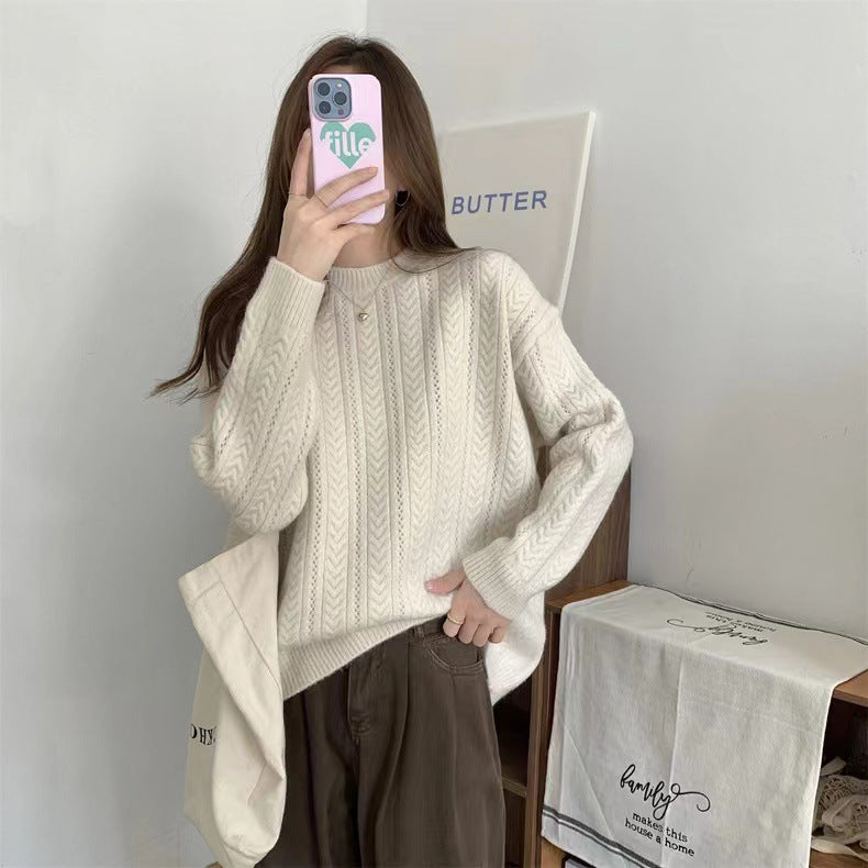 Women's chunky knit sweater with modern cable pattern and high round neckline NOVAE
