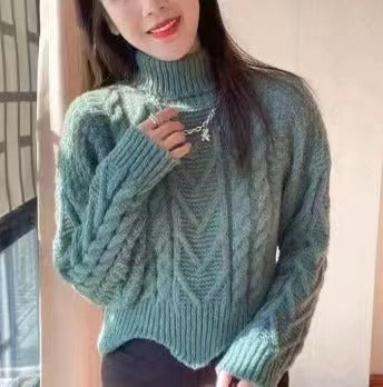 Women's chunky knit sweater with high collar and cable pattern NOVAE