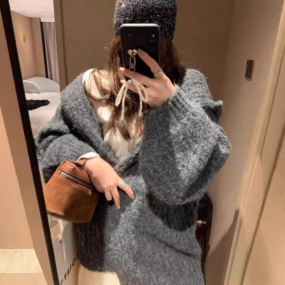 Women's oversized knit cardigan with exquisite fabric and relaxed fit NOVAE