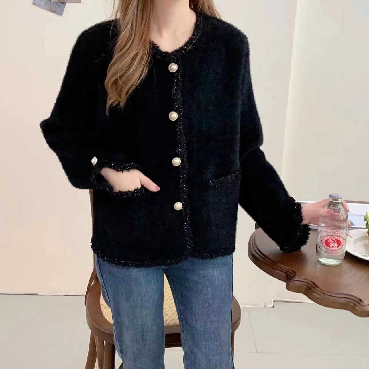 Women's bouclé jacket with elegant pearl buttons NOVAE