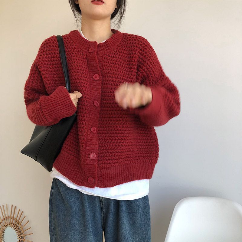 Women's chunky knit cardigan with button details and oversized cut NOVAE