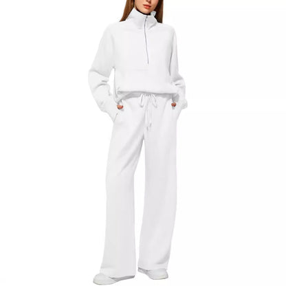 Women's sporty two-piece ensemble with high-necked top and wide-legged trousers NOVAE