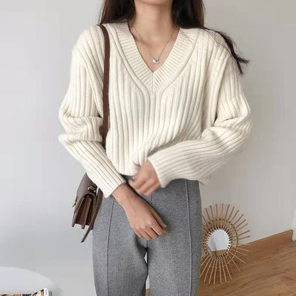 Women's viscose knit sweater with V-neck and ribbed design NOVAE