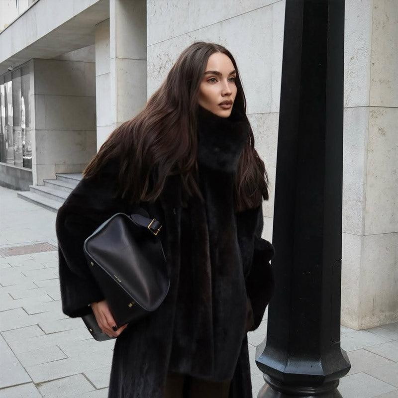 Women's faux fur scarf with practical wrap design NOVAE