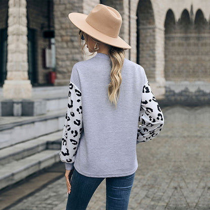 Women's sweatshirt with V-neck and trendy leopard sleeves NOVAE