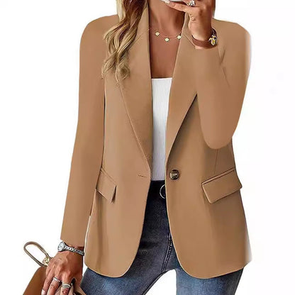 Women's elegant blazer with a tailored cut and practical pockets NOVAE