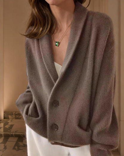 Women's cardigan with elegant button details and a casual cut NOVAE