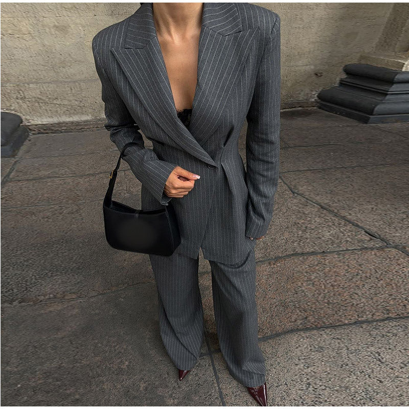 Women's elegant two-piece suit set with double button closure and wide leg NOVAE