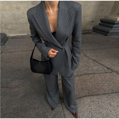 Women's elegant two-piece suit set with double button closure and wide leg NOVAE