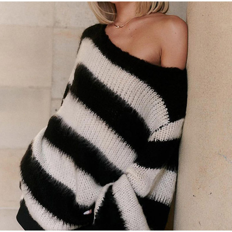 Women's Oversized Knit Sweater with Wide Stripes NOVAE