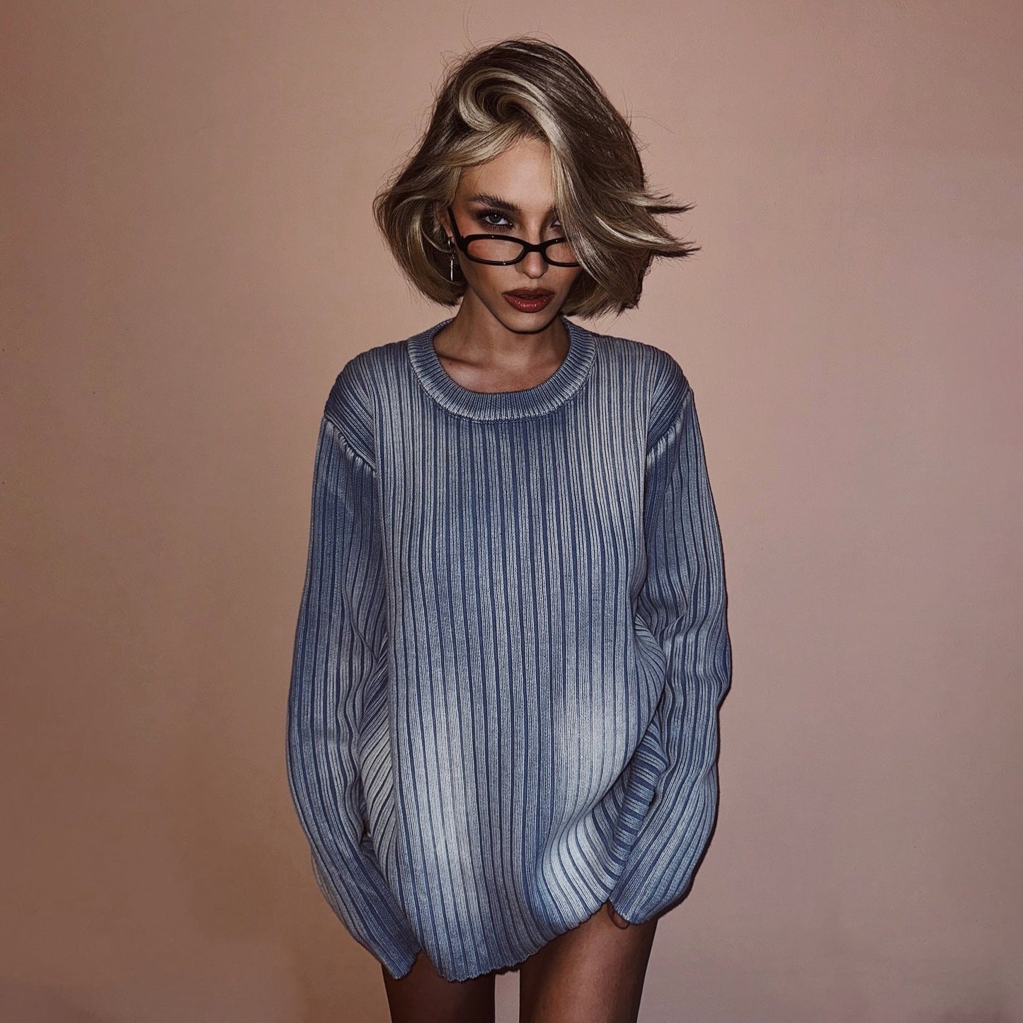 Women's fashionable ribbed knit sweater with a relaxed fit and long sleeves NOVAE