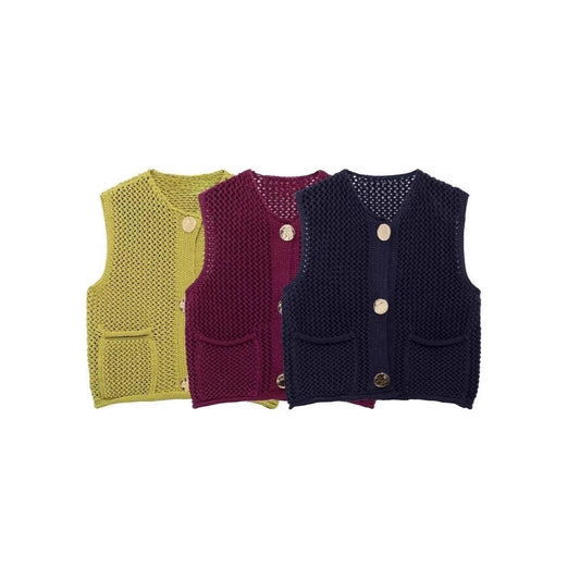 Women's knitted vest with a coarse mesh design and practical pockets NOVAE