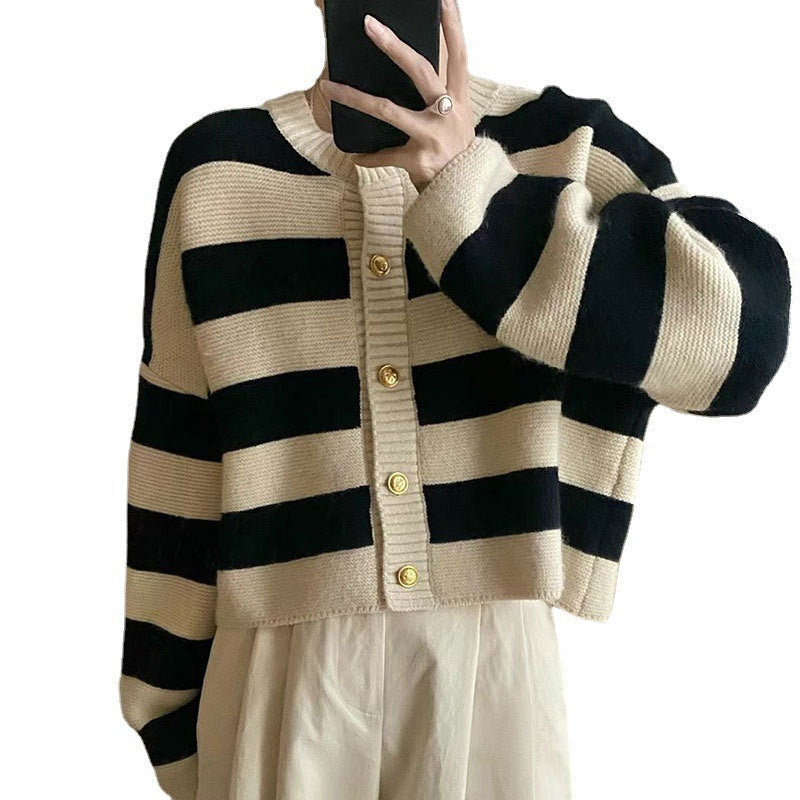 Women's cardigan with decorative striped pattern and gold buttons NOVAE