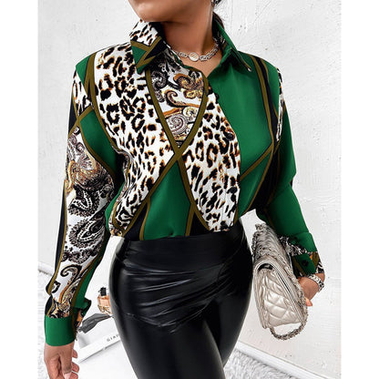 Women's blouse in an elegant animal print with contrasting patterns NOVAE