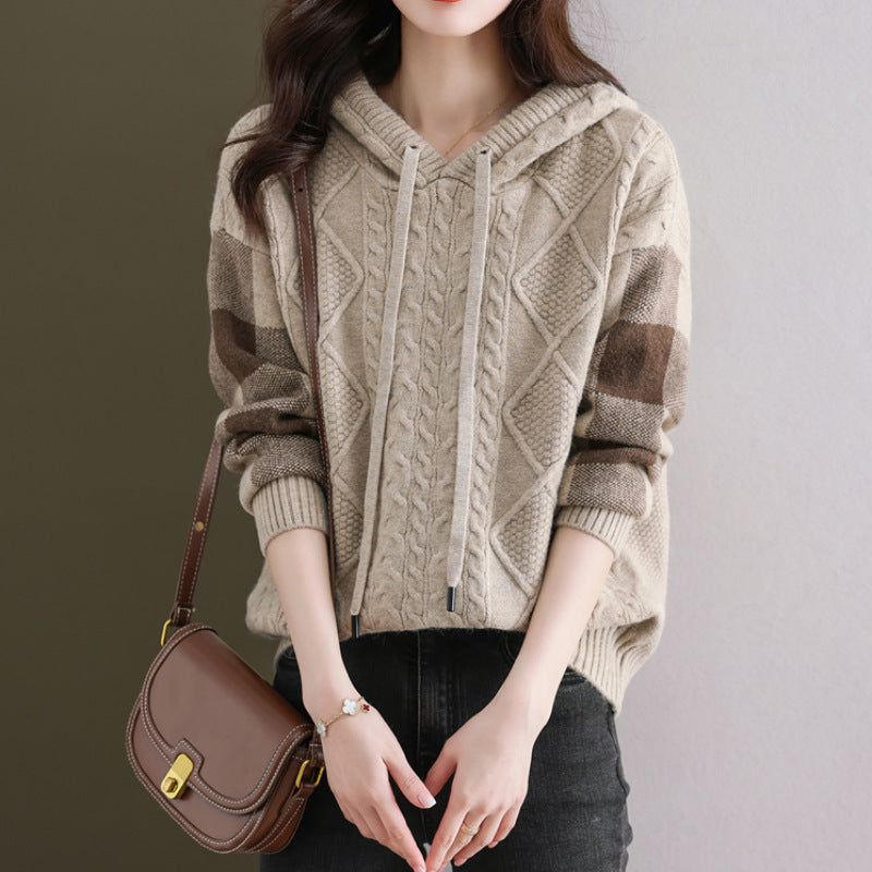 Women's knitted sweater with hood and fashionable check pattern NOVAE