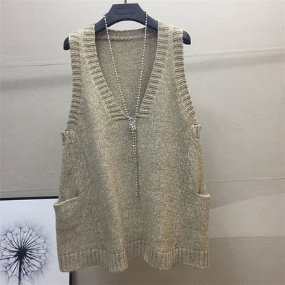 Women's V-neck knit top with side pockets NOVAE