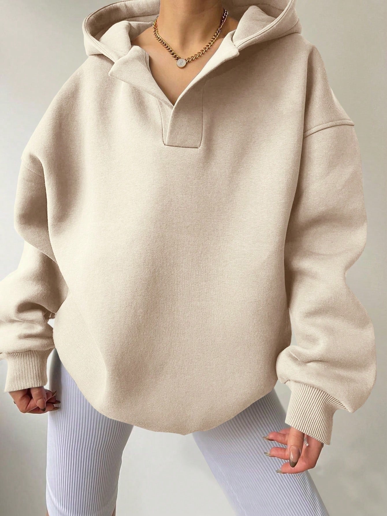 Women's oversized hoodie with fashionable collar and voluminous sleeves NOVAE