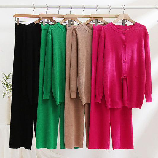 Women's knitted loungewear set with fine ribbing and striking button details NOVAE