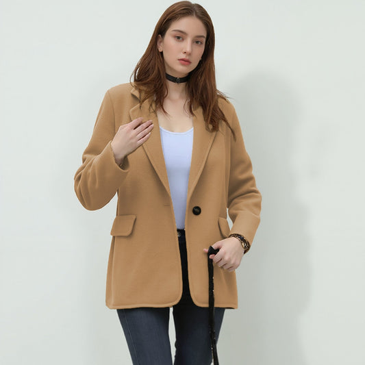 Women's elegant soft blazer with a tailored fit NOVAE