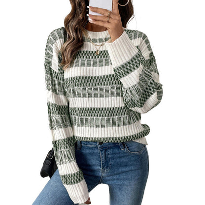 Women's sweater with a textured pattern and a relaxed fit NOVAE