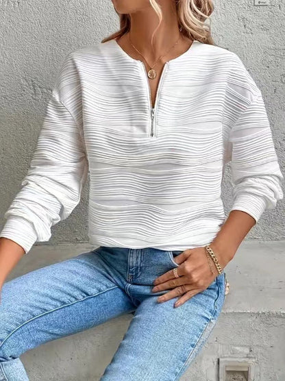 Women's casual sweatshirt with structured design and zipper NOVAE