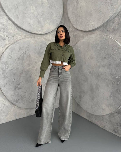 Women's cropped denim jacket with practical button closure and modern look NOVAE