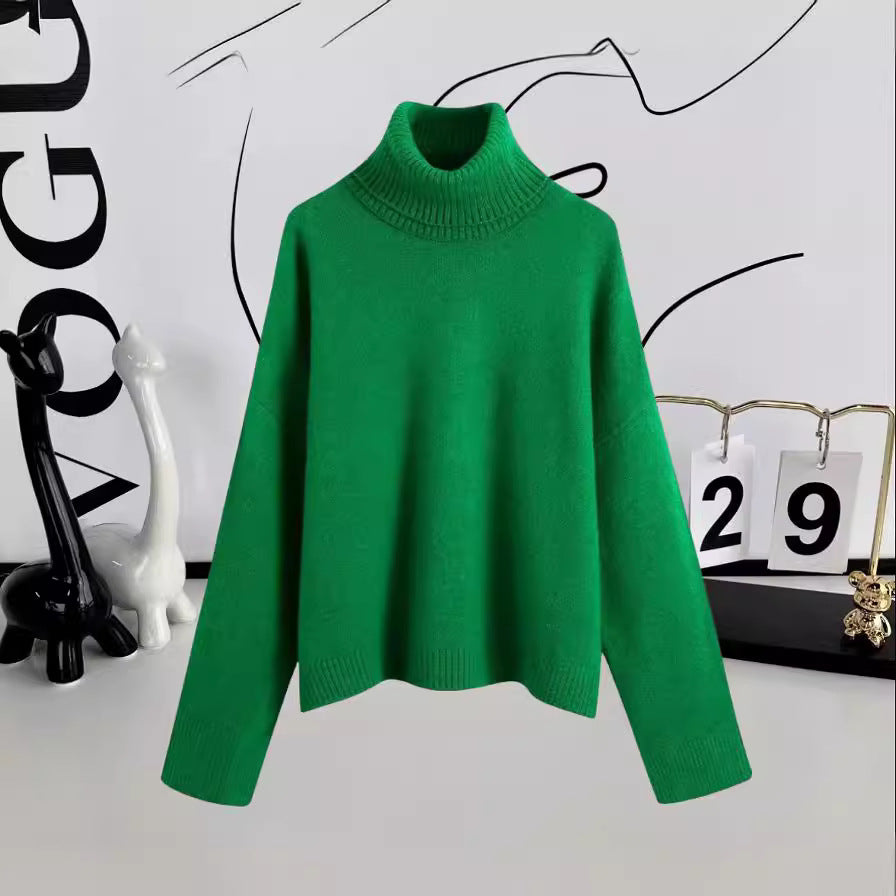 Women's Cozy Turtleneck Sweater made of High-Quality Wool NOVAE
