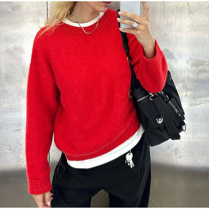 Women's relaxed knit sweater with a casual cut and soft materials NOVAE