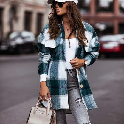 Women's oversized blazer jacket in a checked design with practical pockets and button details NOVAE