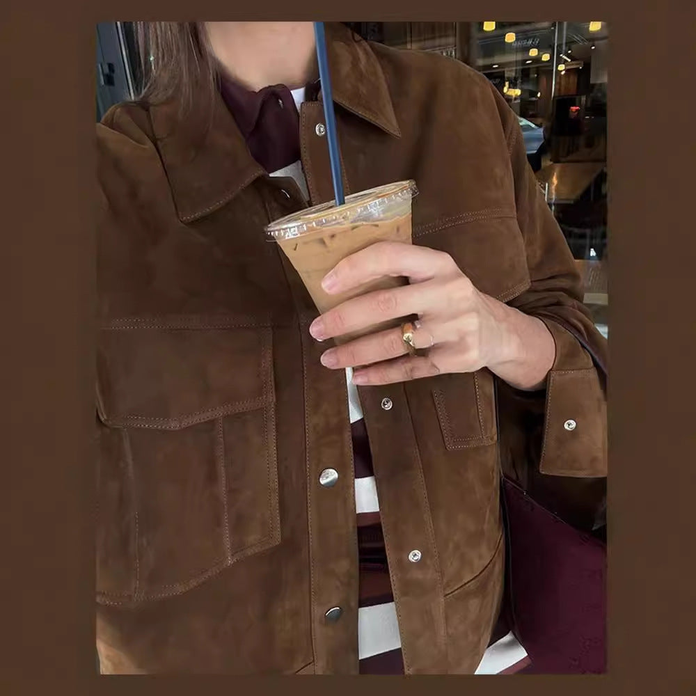 Women's Elegant Suede Jacket with Practical Pockets and Modern Cut NOVAE